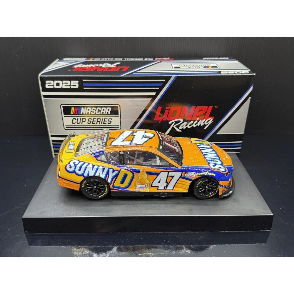 2025 Ricky Stenhouse Jr 1:24 #47 Sunny D nascar Diecast